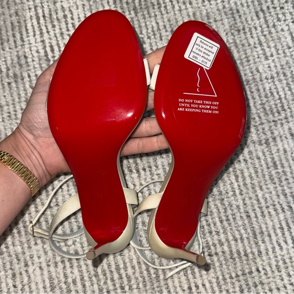 New Christian Louboutin Loubigirl 85 Satin Heels Sandals Cream White Bridal 38 - Picture 2 of 16
